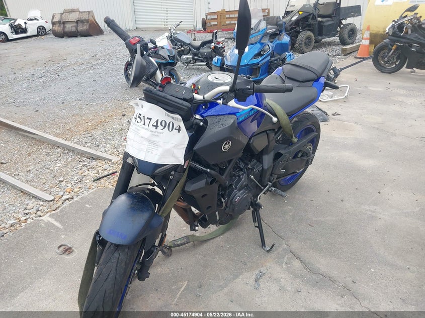 2025 YAMAHA MTN690 auction photo 2
