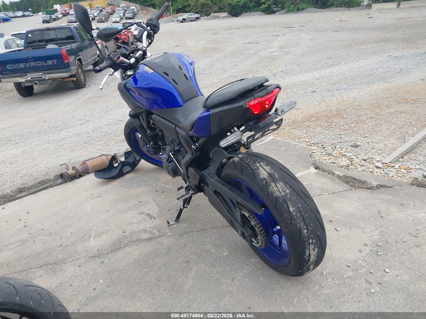 2025 YAMAHA MTN690 auction photo 3