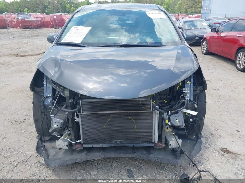 2025 TOYOTA SIENNA auction photo 6