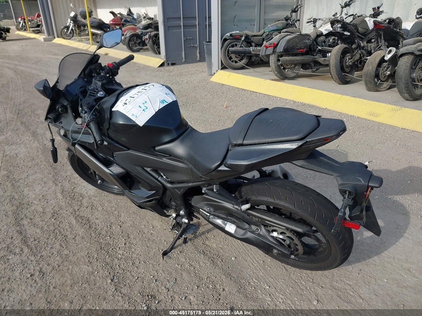 2025 YAMAHA YFZ320 auction photo 3