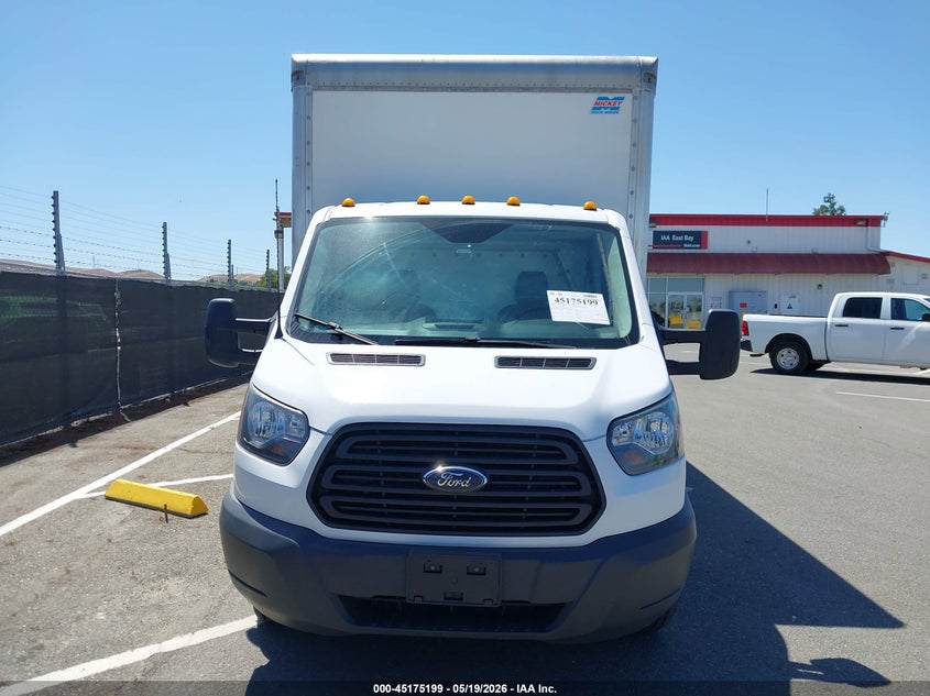 2018 Ford Transit-350 Transit-350 Cutaway white Lot 111045175199 Vin 1FDBF9PM8JKA87037