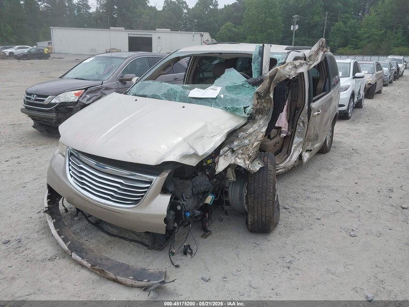 Vin: 2c4rc1bg0cr401122, lot: 45672886, chrysler town & country touring 20122