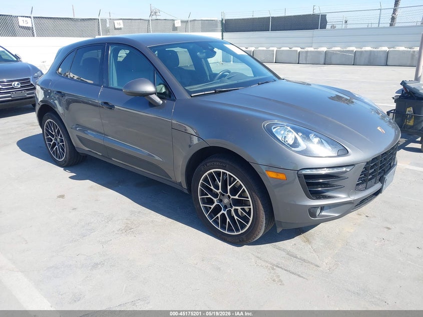 2018 PORSCHE MACAN S