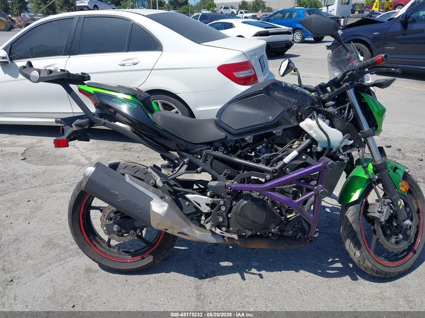 2019 Kawasaki Er400 D VIN: JKAERKD19KDA39785 Lot: 45175232
