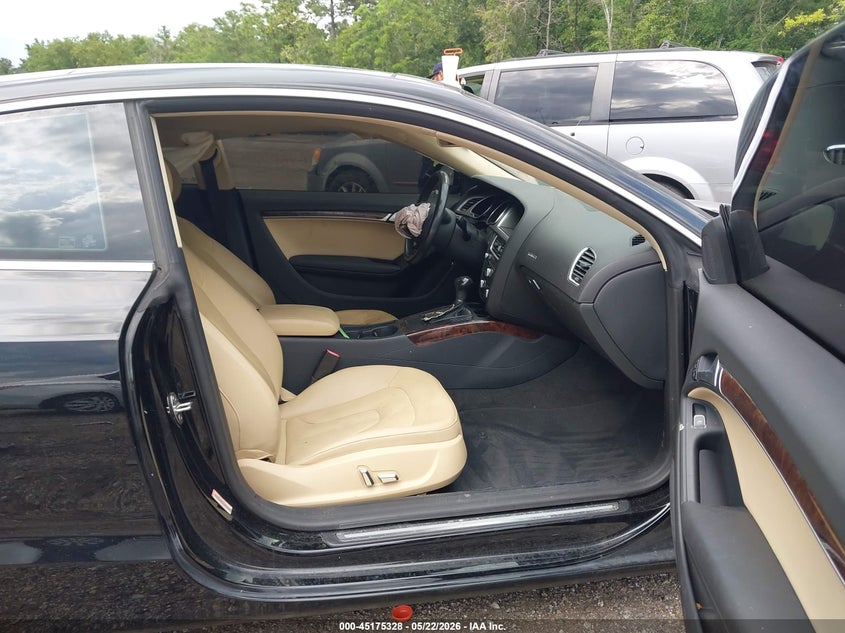 AUDI A5 2013 VIN WAUCFAFR1DA037417
