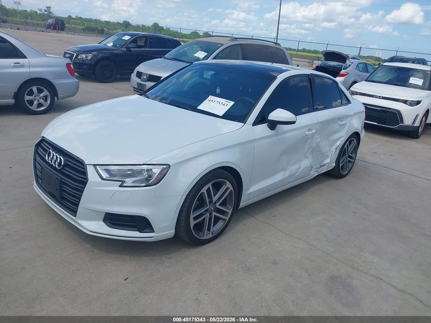 Vin: wauaugff8ka111130, lot: 45673029, audi a3 40 premium/40 titanium premium 20192