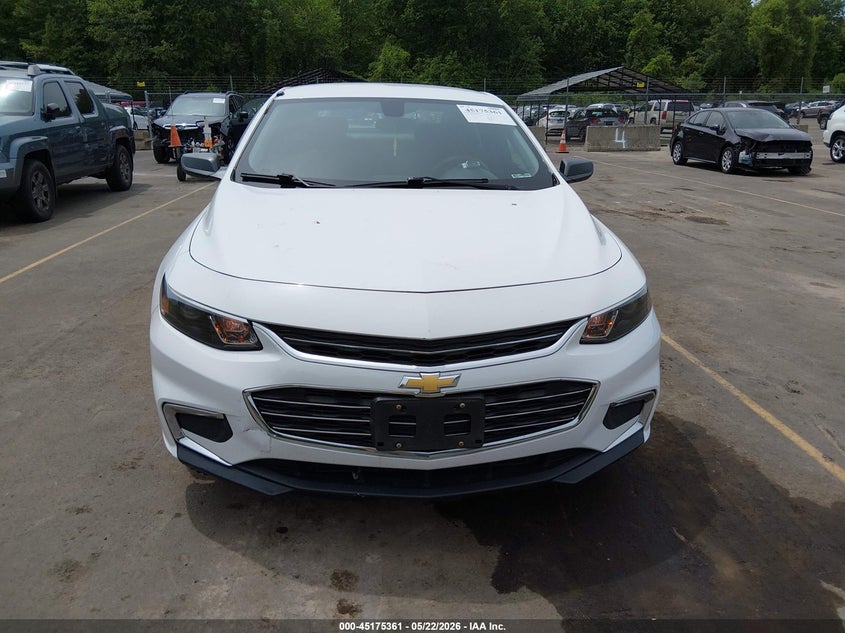 VIN 1G1ZB5STXJF239357 2018 CHEVROLET MALIBU 1LS