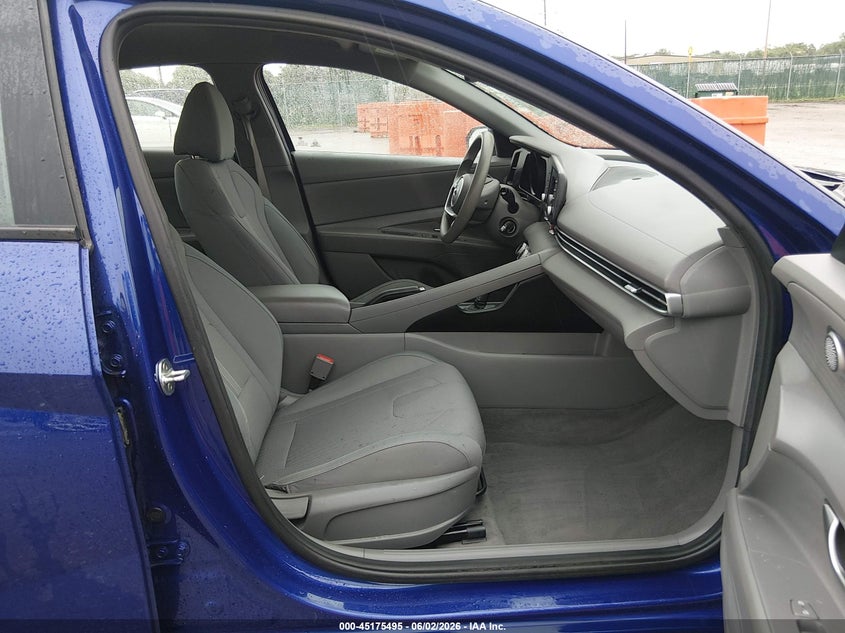 AtlanticExpress - Hyundai Elantra