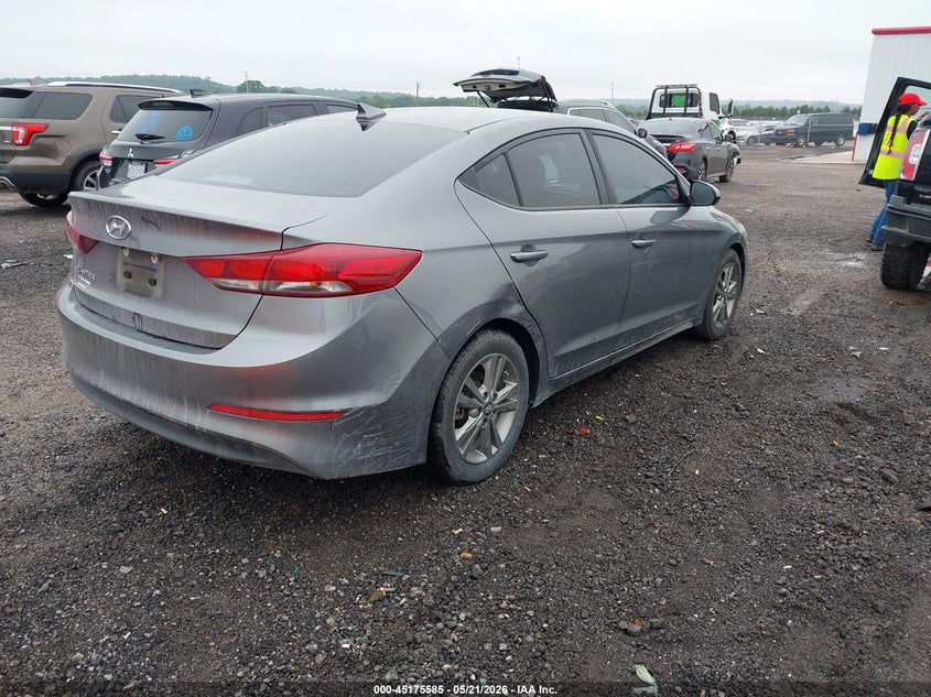 2018 HYUNDAI ELANTRA auction photo 4