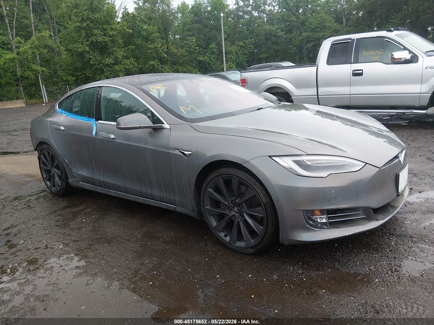 Vin: 5yjsa1e20lf413371, lot: 45673337, tesla model s long range dual motor all-wheel drive/long range plus dual motor all-wheel drive 2020 img_1