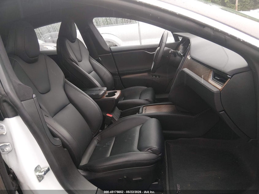 2020 TESLA MODEL S auction photo 5