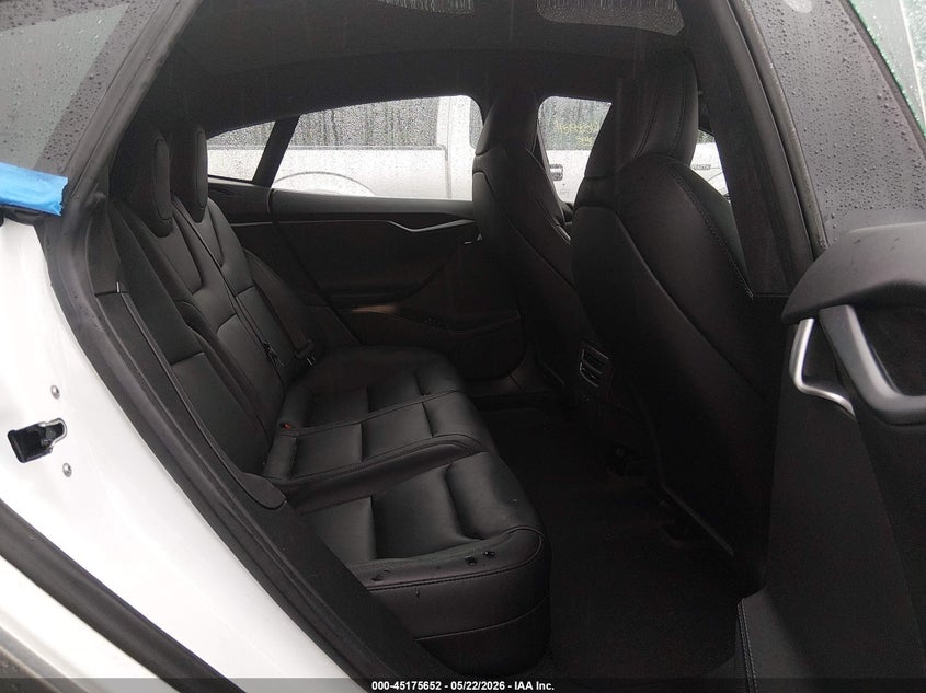 2020 TESLA MODEL S auction photo 8