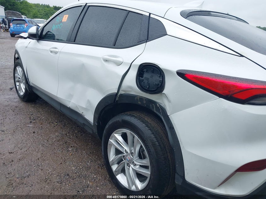 2025 BUICK ENVISTA auction photo 3