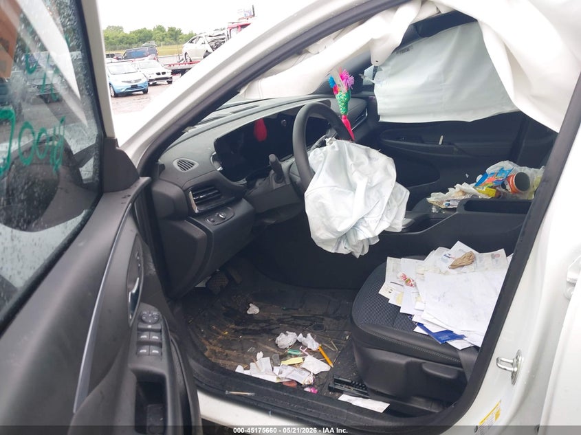2025 BUICK ENVISTA auction photo 5