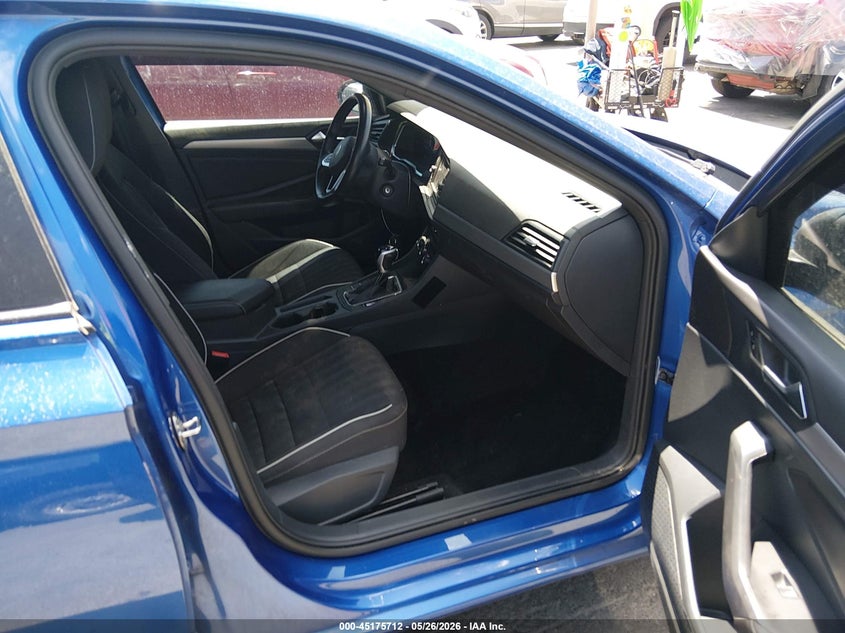 2023 VOLKSWAGEN JETTA auction photo 5