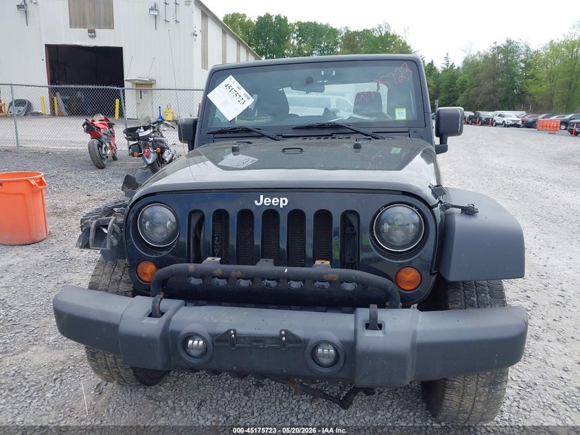 2013 JEEP WRANGLER auction photo 6