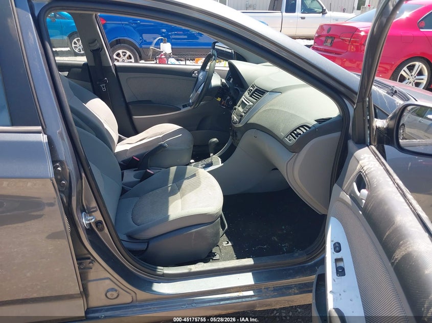 2013 HYUNDAI ACCENT auction photo 5