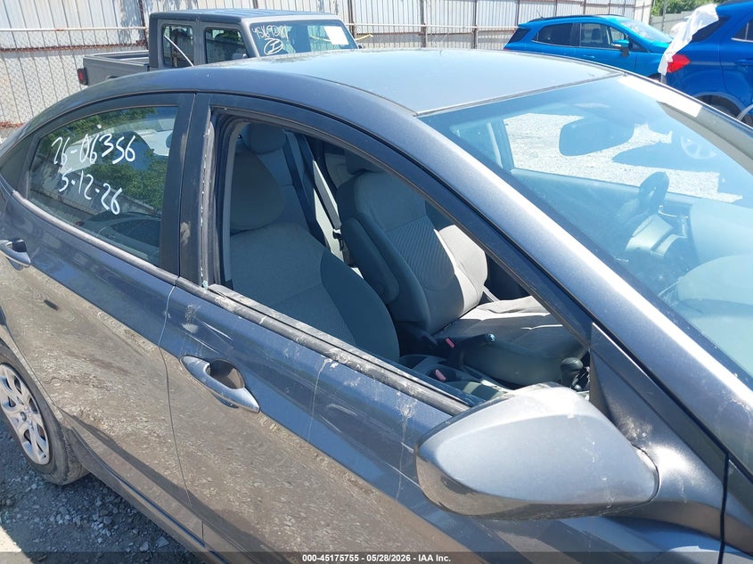 2013 HYUNDAI ACCENT auction photo 6