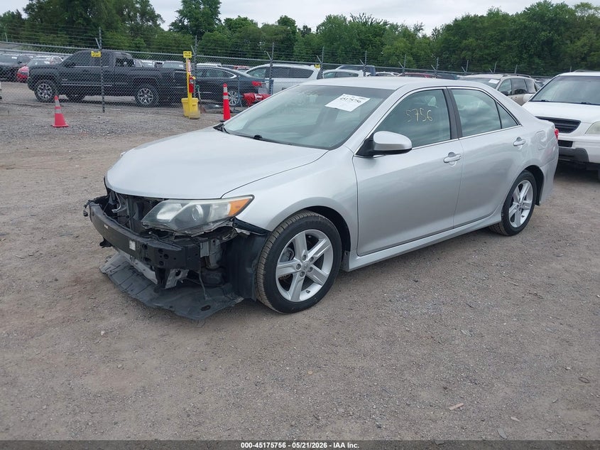 4T1BF1FK8EU441201 2014 TOYOTA CAMRY SE photo 1
