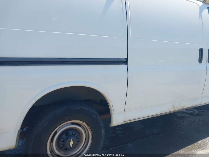 1999 Chevrolet Express VIN: 1GCHG35R9X1148031 Lot: 45175789