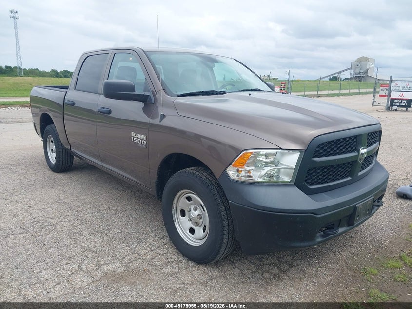 2019 Ram  Classic Tradesman 4X4 5'7 Box