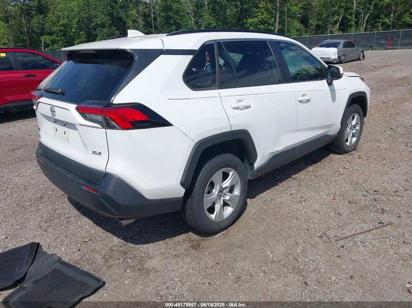 VIN 2T3W1RFV1LW059945 2020 TOYOTA RAV4 XLE