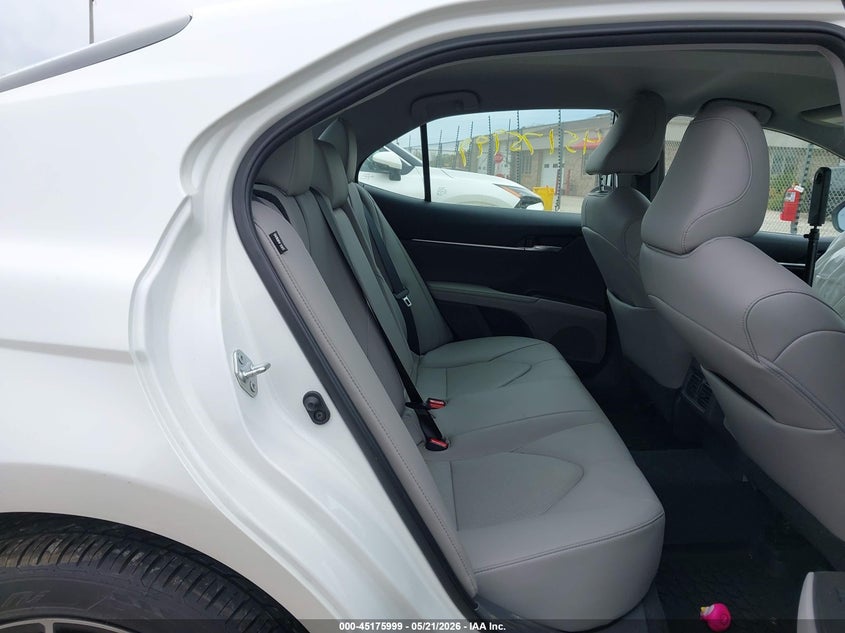 2021 TOYOTA CAMRY auction photo 8