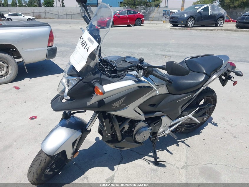 JH2RC6351DK100666 2013 Honda Nc700x photo 1