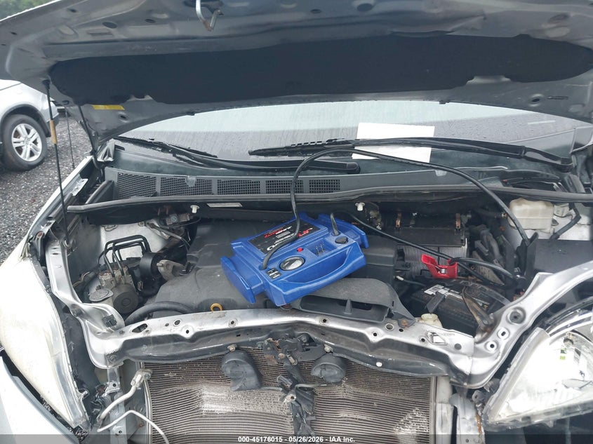 2012 TOYOTA SIENNA VAN 3.5L V-6 DOHC, VVT, 266HP