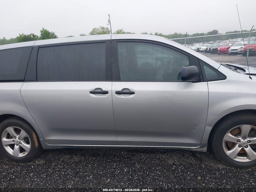 2012 TOYOTA SIENNA VAN 3.5L V-6 DOHC, VVT, 266HP