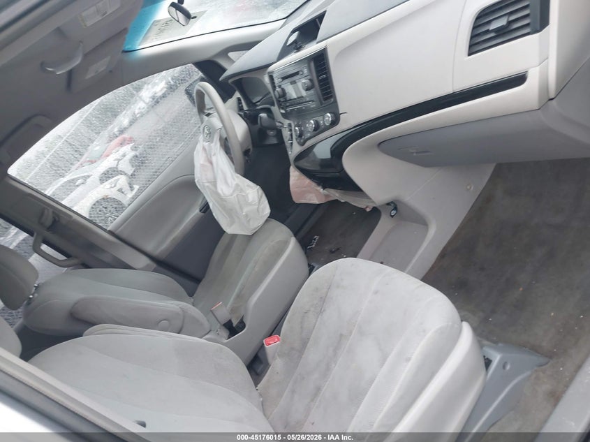 2012 TOYOTA SIENNA VAN 3.5L V-6 DOHC, VVT, 266HP