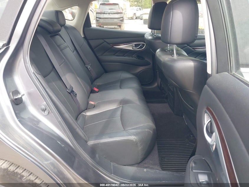 2018 Infiniti Q70 3.7X Luxe VIN: JN1BY1AR1JM220619 Lot: 45176042