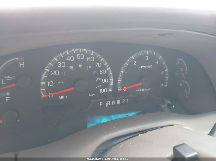 2000 Lincoln Navigator VIN: 5LMPU28A0YLJ10741 Lot: 45176071