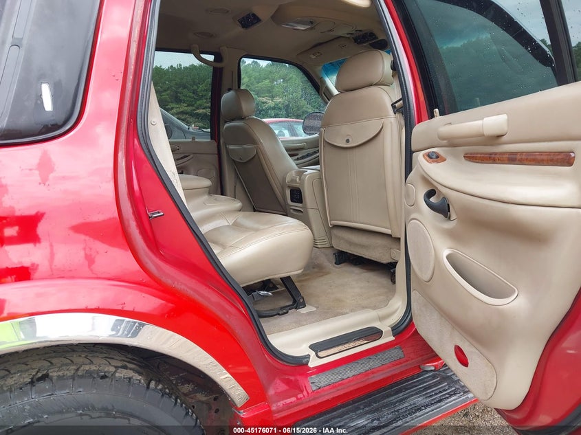 2000 Lincoln Navigator VIN: 5LMPU28A0YLJ10741 Lot: 45176071