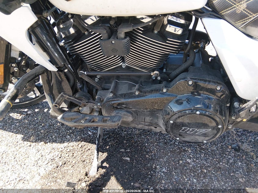 2025 Harley-Davidson Fltrx VIN: 1HD1KH72XSB631381 Lot: 45176116