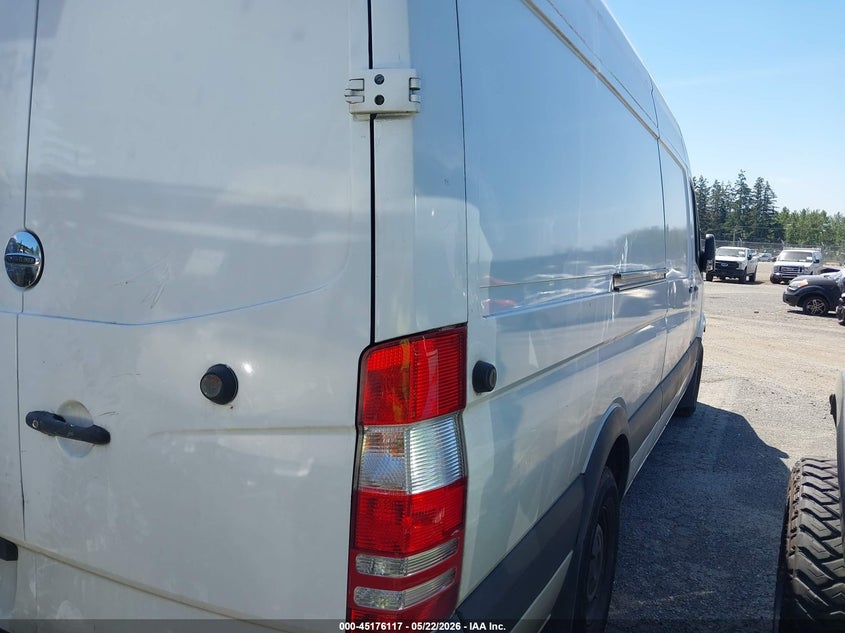 Vin: wdype8cc5a5448649, lot: 45673803, freightliner sprinter 2500 20104
