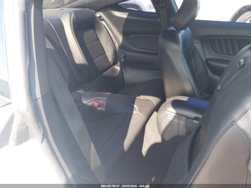 2021 FORD MUSTANG auction photo 8