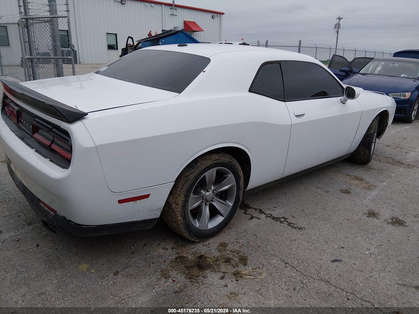 Vin: 2c3cdzag9gh352747, lot: 45673921, dodge challenger sxt 20164