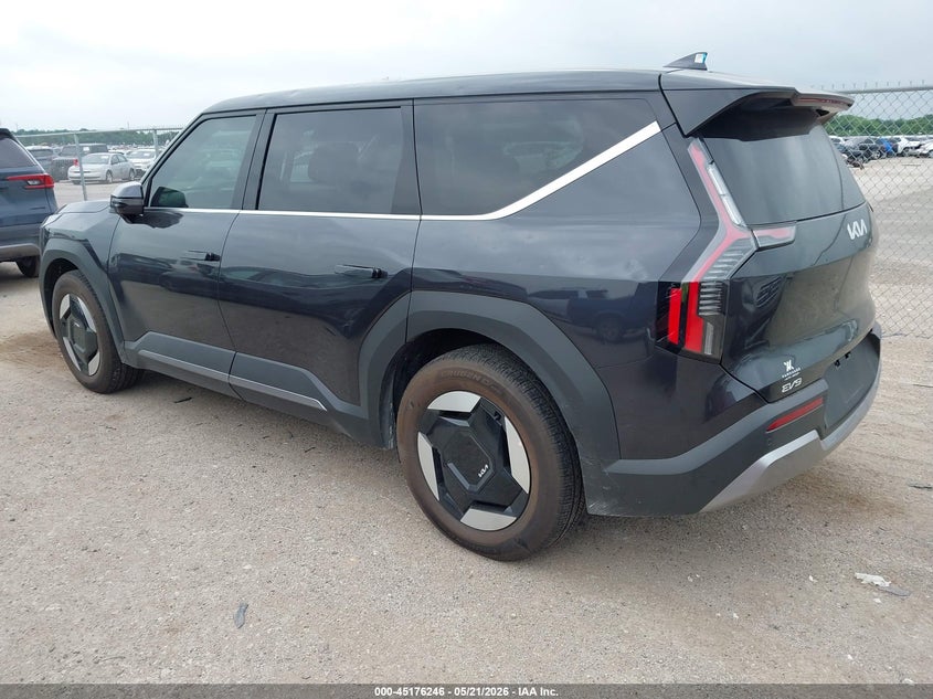2026 KIA EV9 auction photo 3