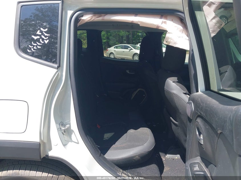 AtlanticExpress - Jeep Renegade