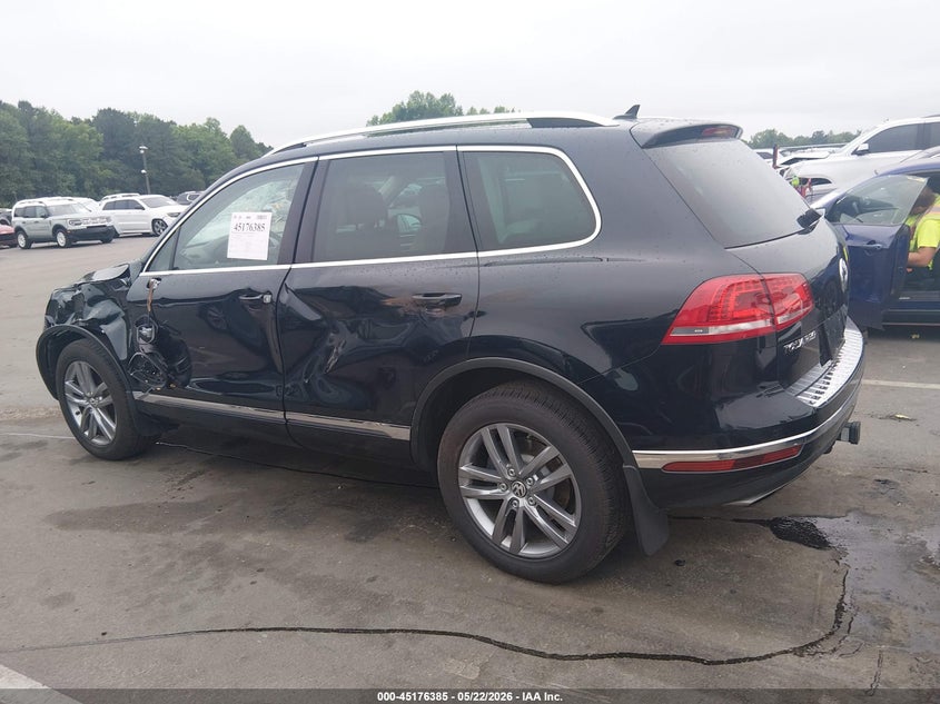 2016 Volkswagen Touareg Vr6 Lux VIN: WVGEF9BP9GD004985 Lot: 45176385