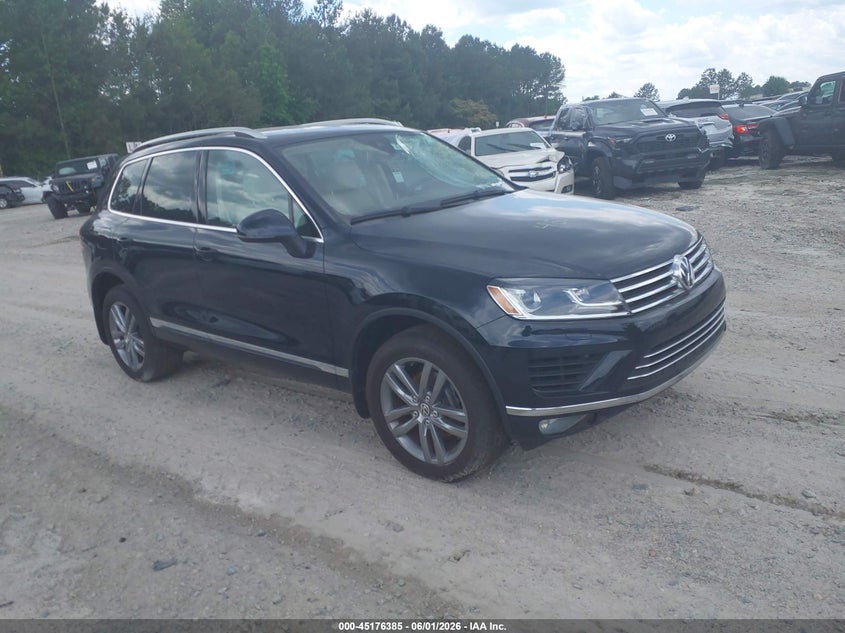 Vin: wvgef9bp9gd004985, lot: 45674071, volkswagen touareg vr6 lux 2016 img_1