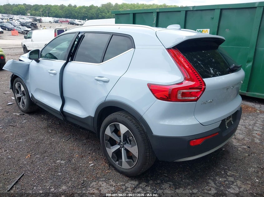 Vin: yv4l12ue6s2552196, lot: 45674308, volvo xc40 b5 plus bright theme 20253