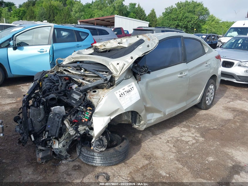 Vin: 3kpc24a32je016555, lot: 45674323, hyundai accent se 20182