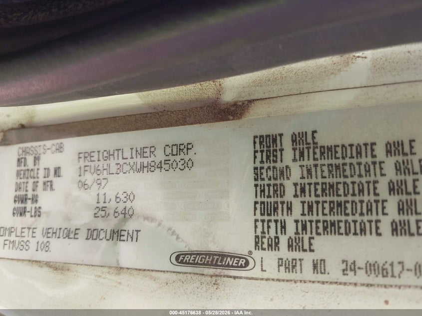 1998 FREIGHTLINER MEDIUM CONVENTIONAL auction photo 8