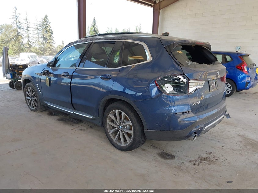 2019 BMW X3 auction photo 3