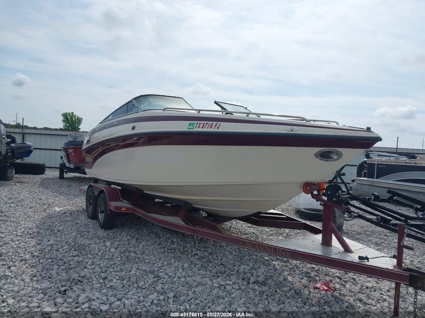 2001 CROWNLINE OTHER auction photo 1