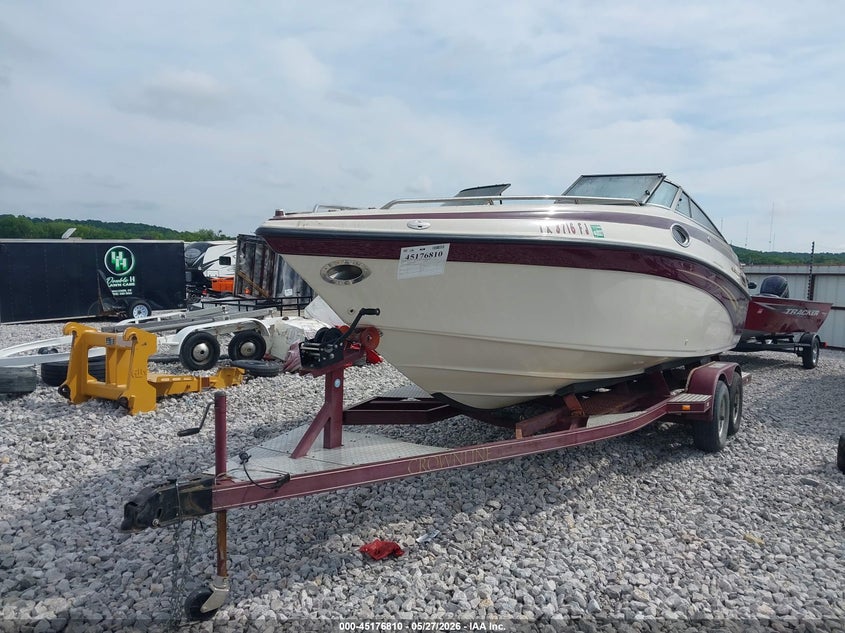 2001 CROWNLINE OTHER auction photo 2