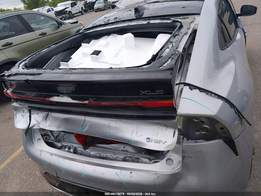2024 TOYOTA PRIUS auction photo 6