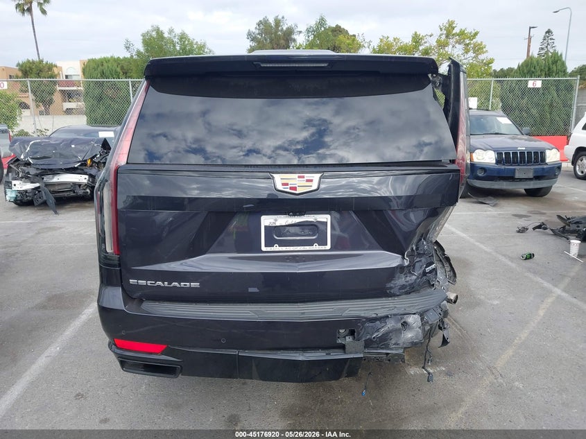 CADILLAC ESCALADE - zdjęcie 16